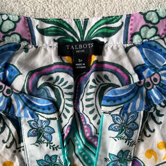 Talbots Peasant Style Top, lightweight material whimsical floral pattern. Sz SP - Picture 4 of 9
